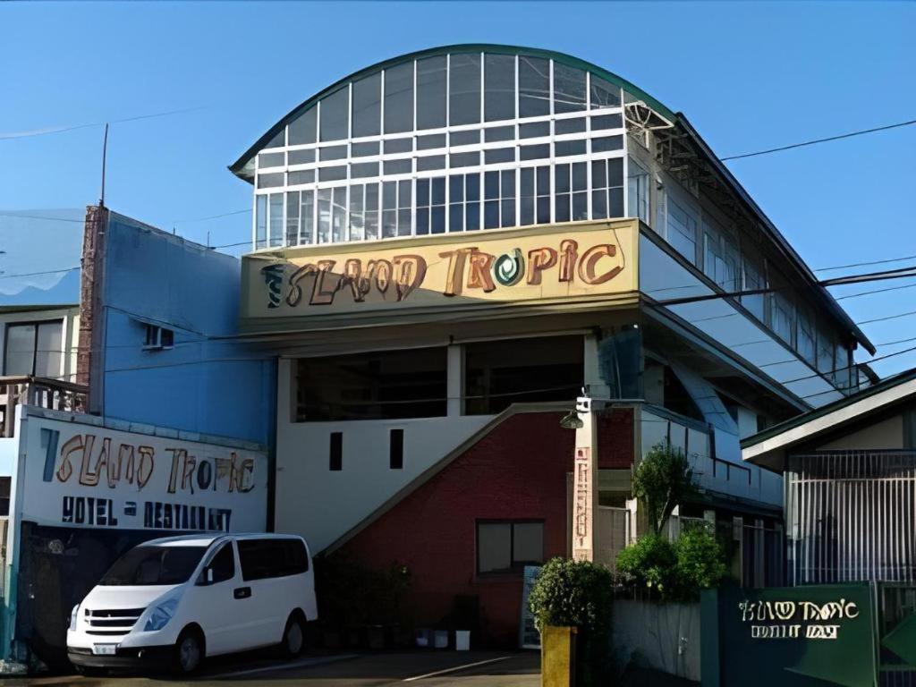Island Tropic Hotel And Restaurant Alaminos Zewnętrze zdjęcie